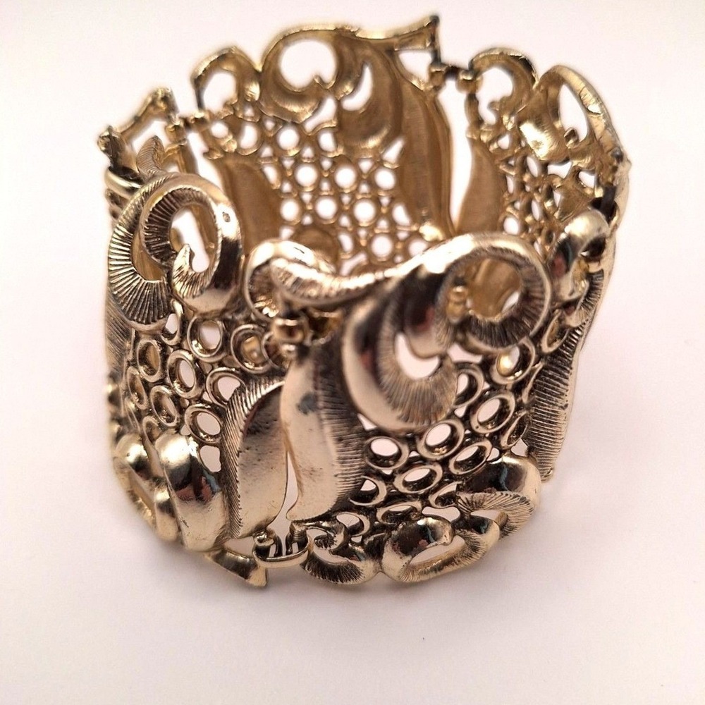 Vintage panel bracelet statement filigree relief leaves retro mid century LARGE